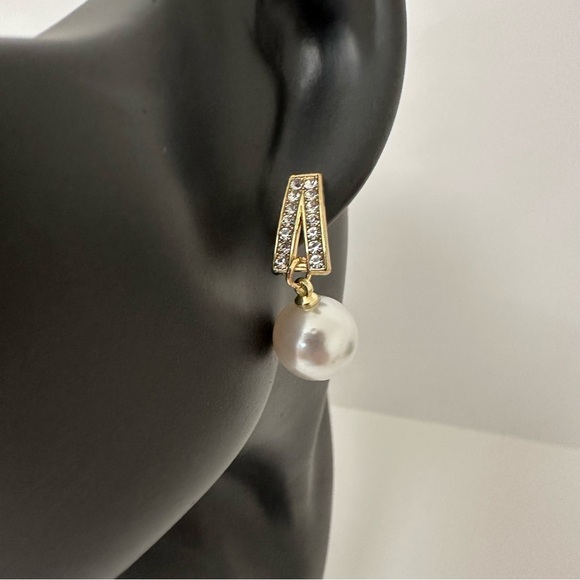 Gold and White Pearl Dangle Earrings - Picture 2 of 4